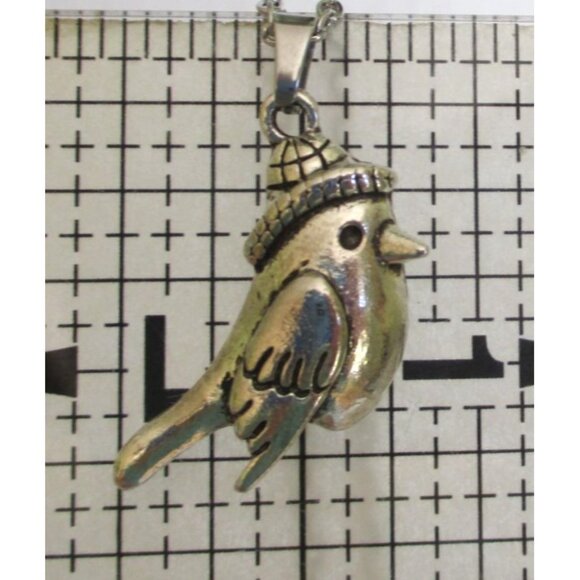 New Bird Pendant Necklace With Hat On 20" Stainless Chain Nature Bird Jewelry Gi - Picture 2 of 5